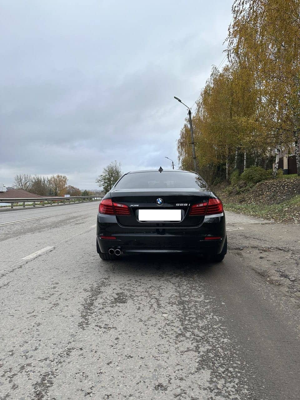 BMW 528i