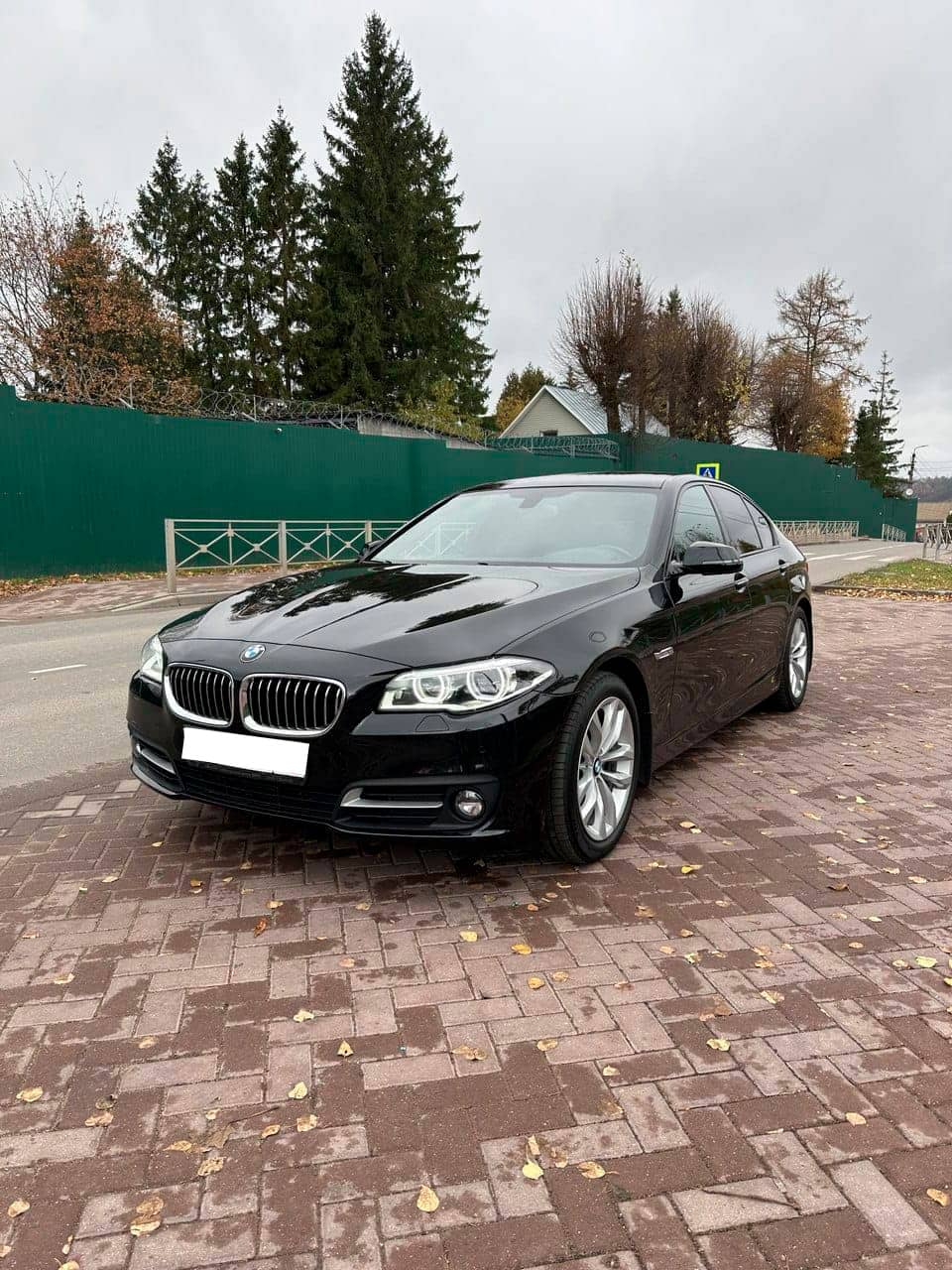 BMW 528i