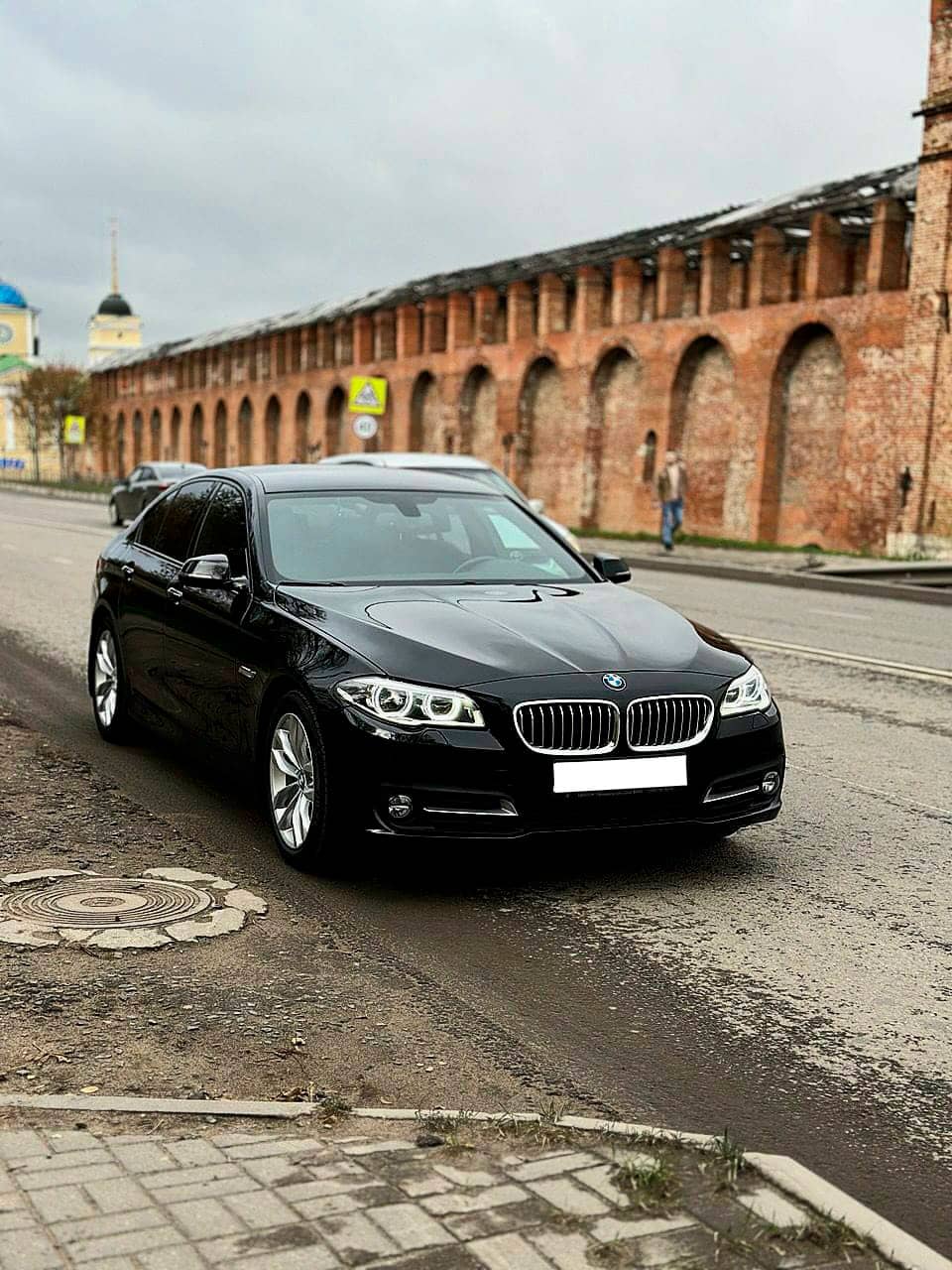 BMW 528i