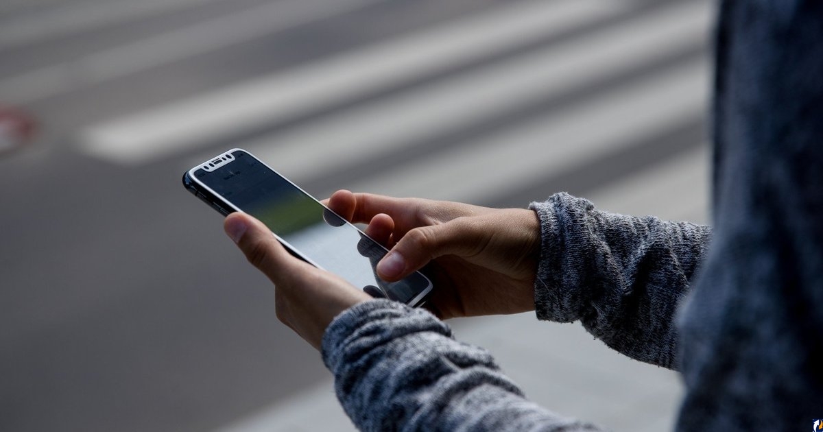 Дорога, переход, теелфон, пешеход