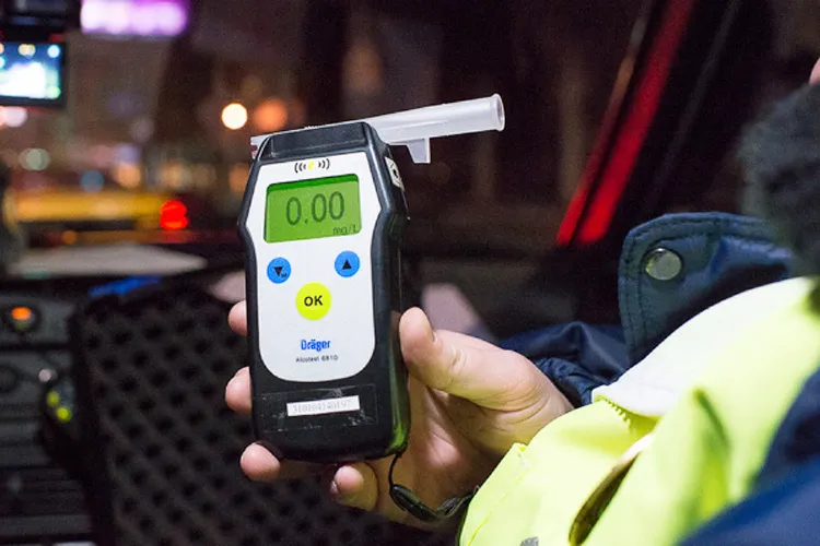тестер, ГИБДД, проверка на алкоголь