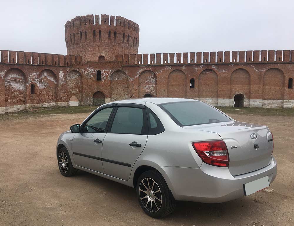 Аренда авто в Смоленске без водителя цены на Лада Гранта